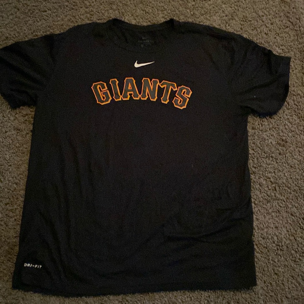 San Francisco Giants Nike Drifit T-shirt - Size XL
